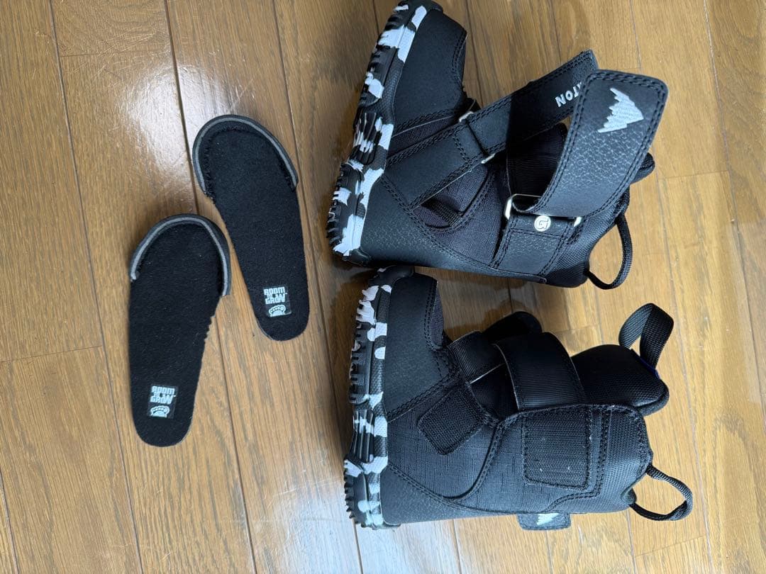 【美品】キッズ Burton スノーボードブーツ 14cm〜14.5cm