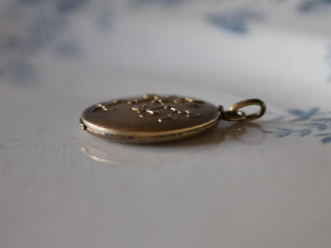 宿り木PARIS　ペンダント　フランスアンティーク　トップ