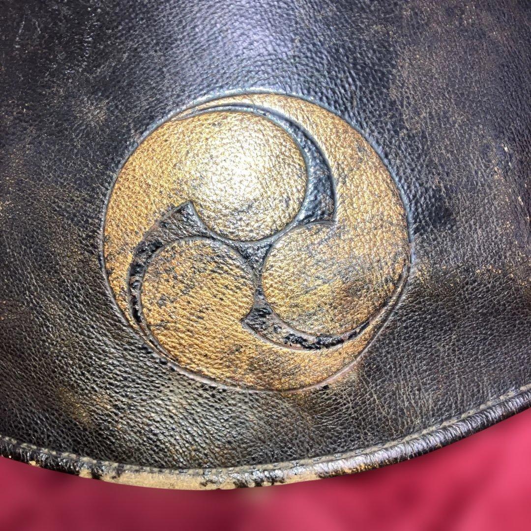 極上品　左三つ巴家紋革製陣笠