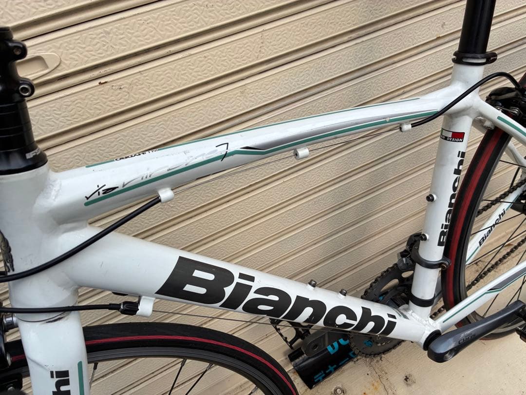 【整備済】ロードバイクBianchi VIA NIRONE7 AL CLARIS