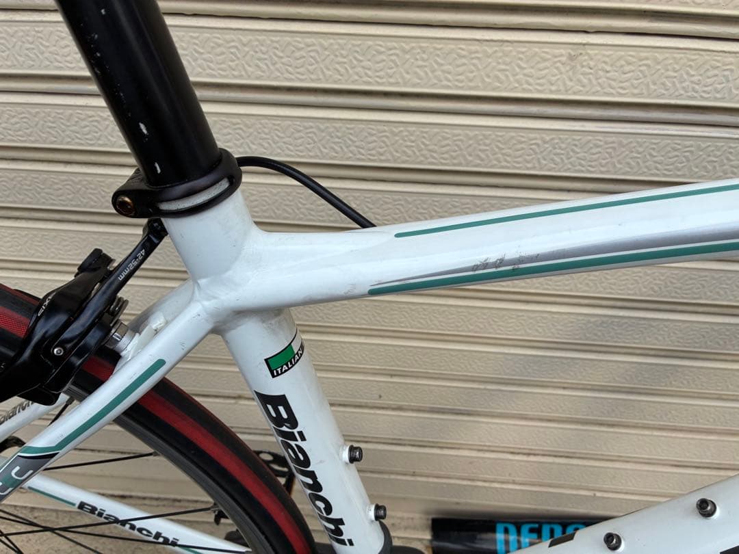【整備済】ロードバイクBianchi VIA NIRONE7 AL CLARIS