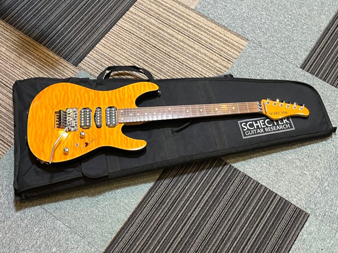 Schecter エレキギター イエロー