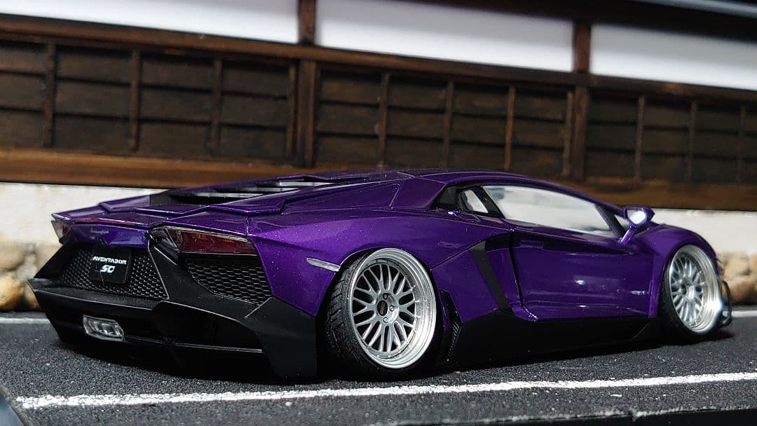 1/24 アオシマ ランボルギーニ アヴェンタドール 完成品