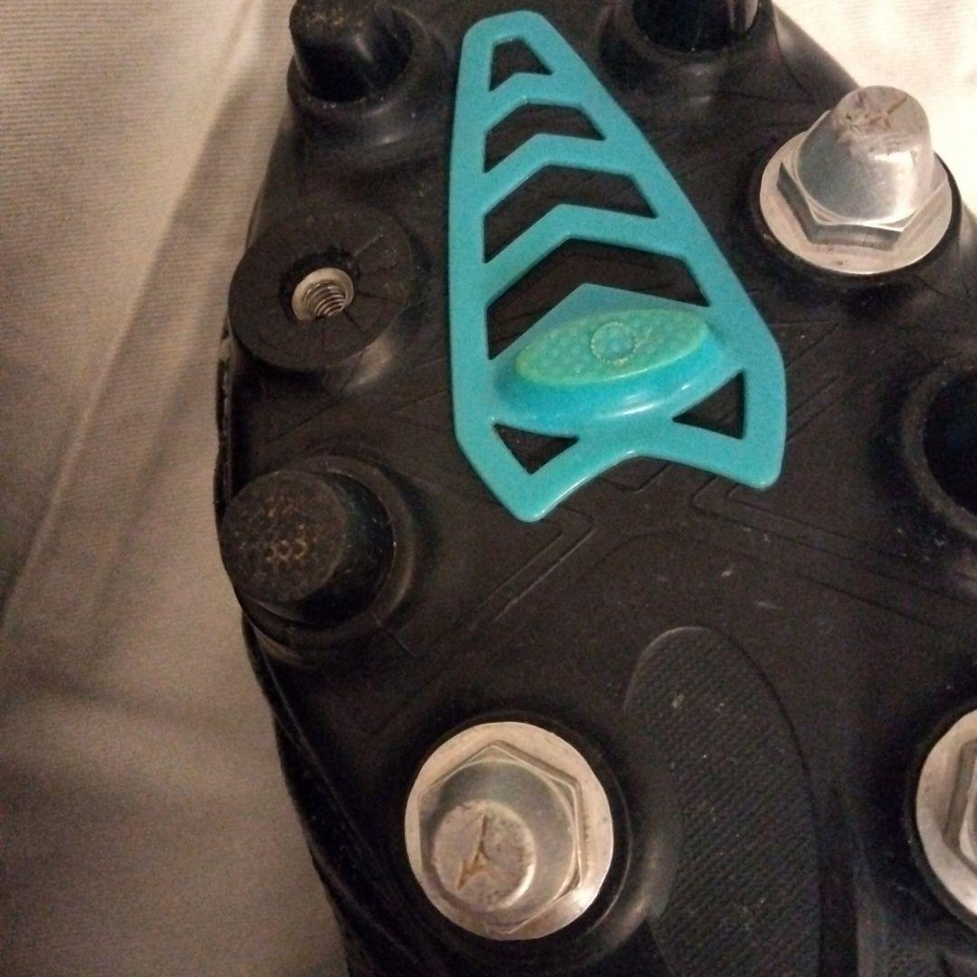 Mizuno Morelia サッカーシューズ ブラック/ブルー/ピンク