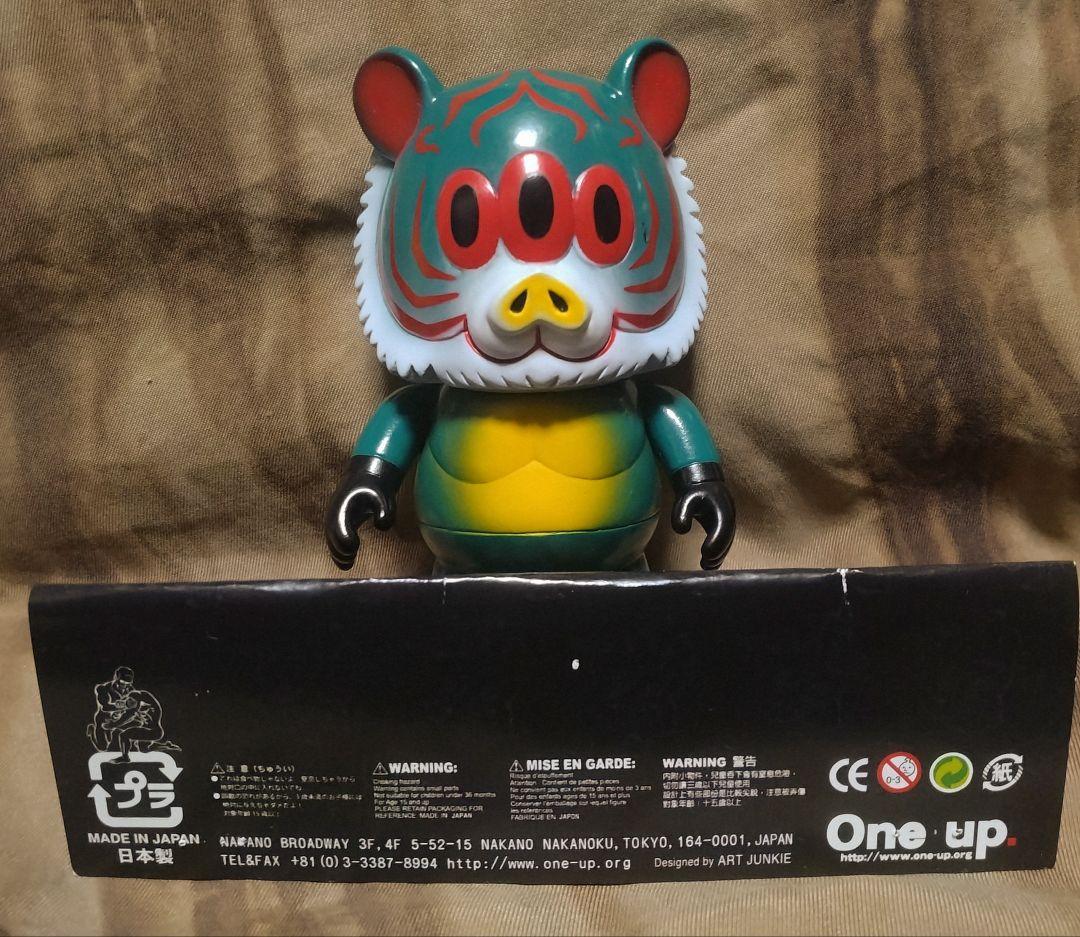 ブタイガー one upソフビ アートジャンキー　グリーンver.紙タグ付