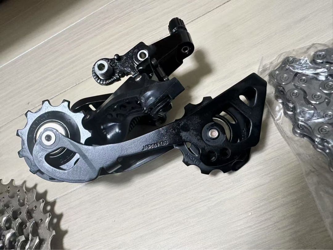 SHIMANO シマノ　105 R7000 RS700 11速 コンポセット
