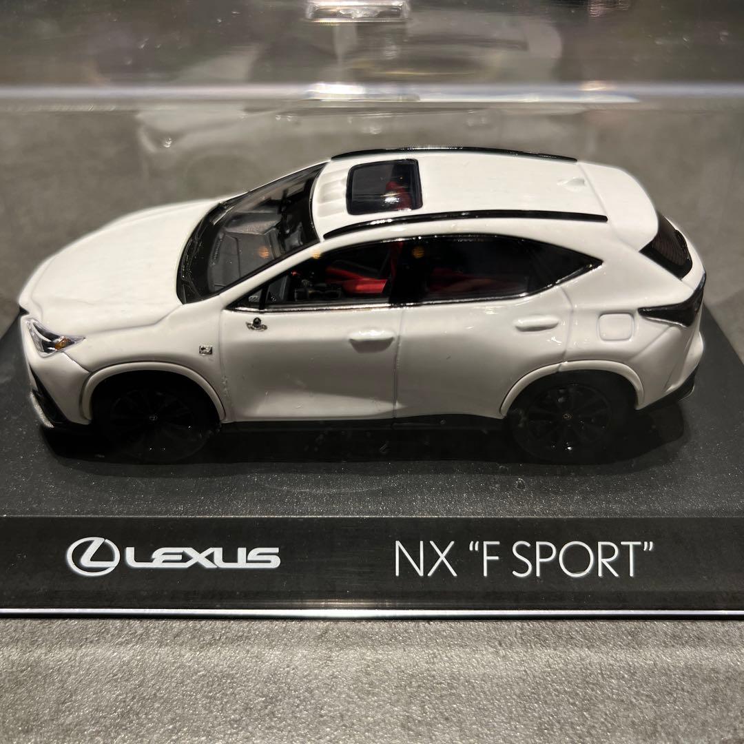 レクサス　Lexus NX F SPORT ホワイトミニカー 1/43