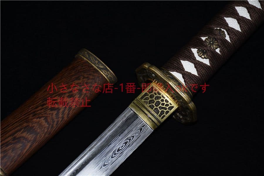 武具　刀装具　日本刀　模造刀 居合刀 文様一体軍刀