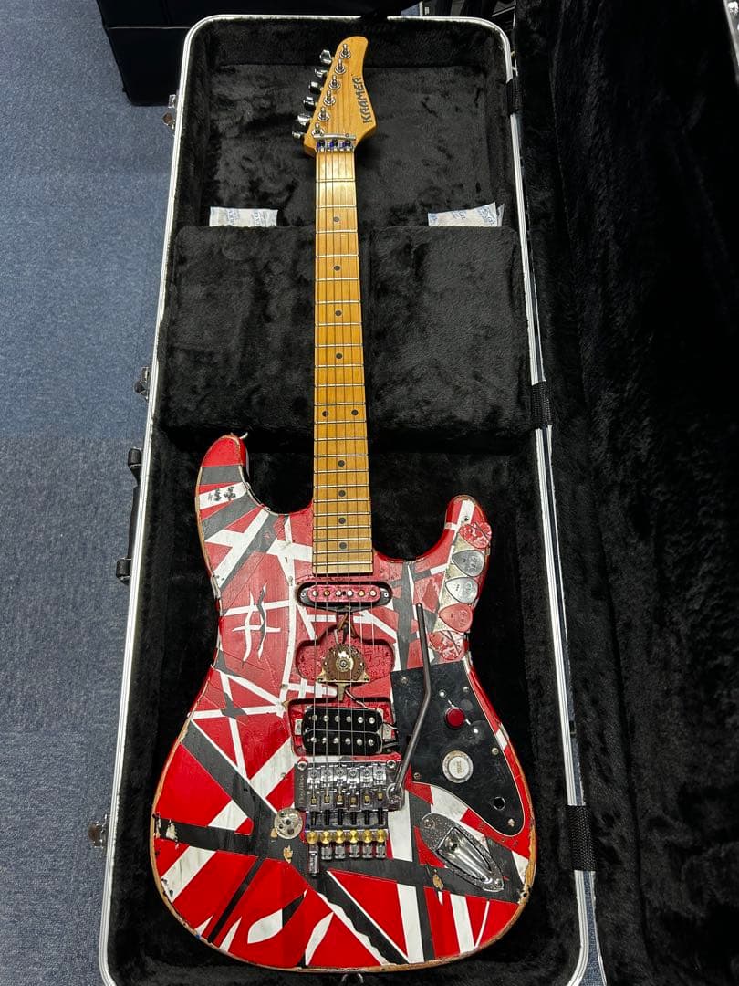 JUMP mv仕様！ペイサーヘッドフランキー!EVH p.u/floydrose