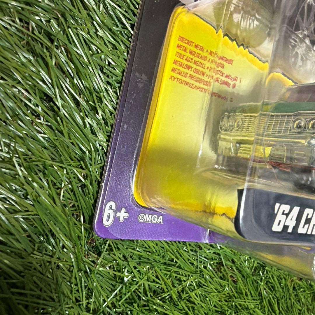 CarTuned カーチューンド 64 シェビー　インパラ　チェイス