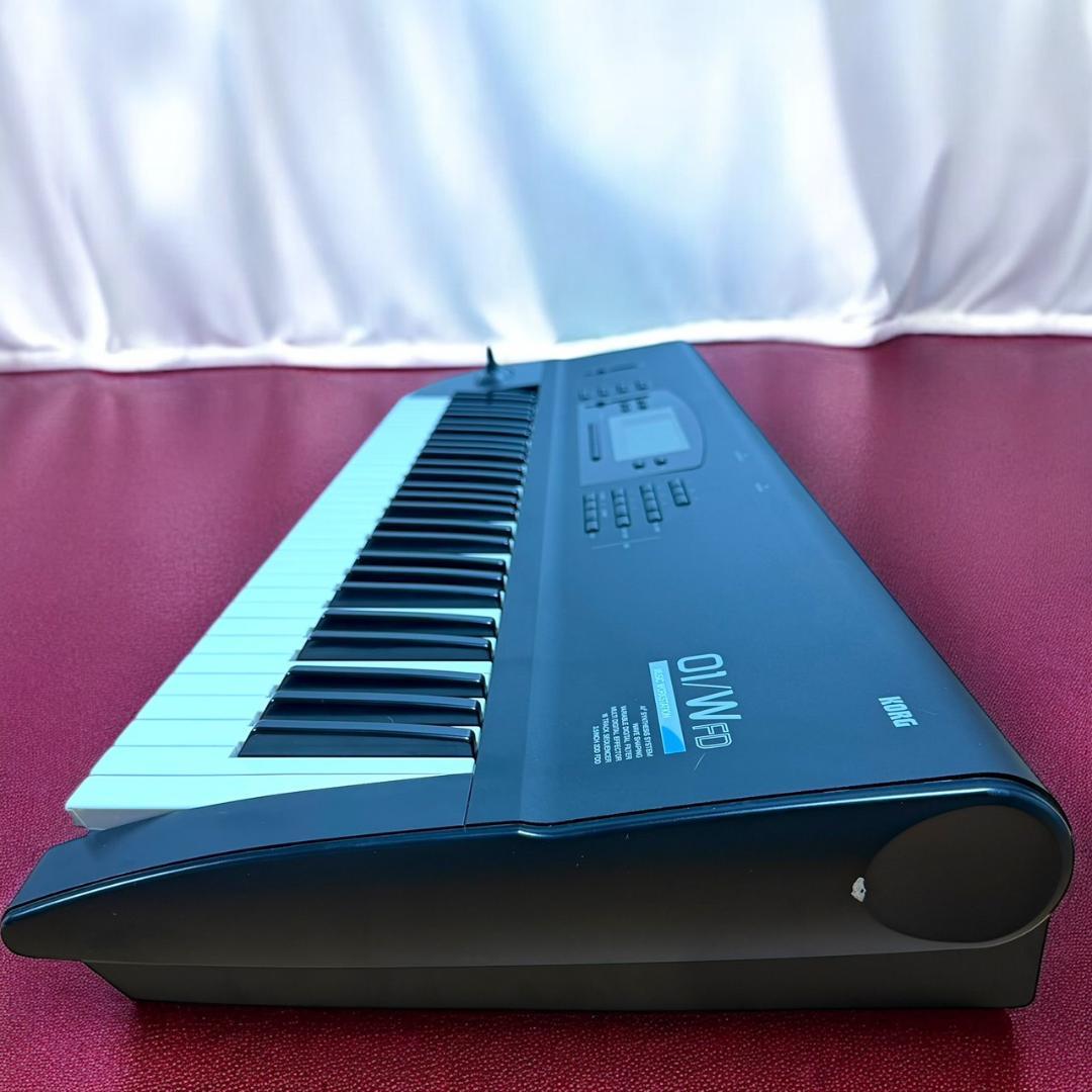 ☆美品 コルグ 01/W FD 61鍵 シンセサイザー ワークステーション