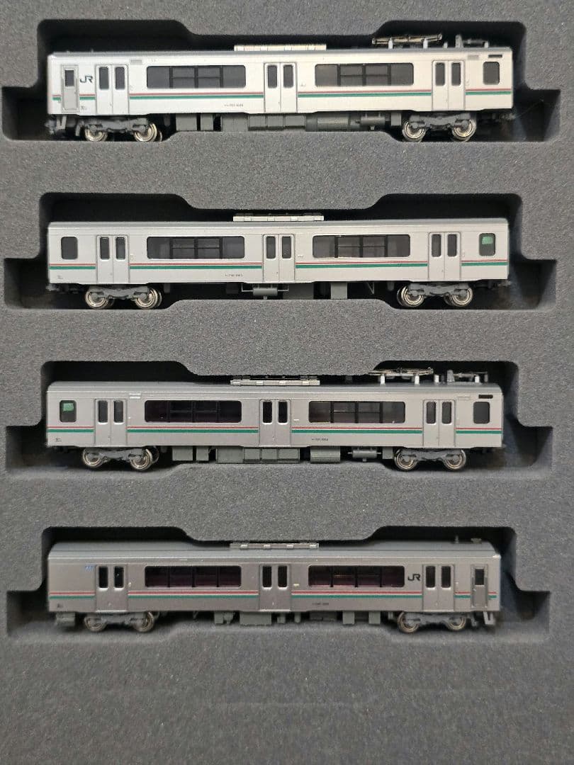 特製完成品 701系仙台色4両セット