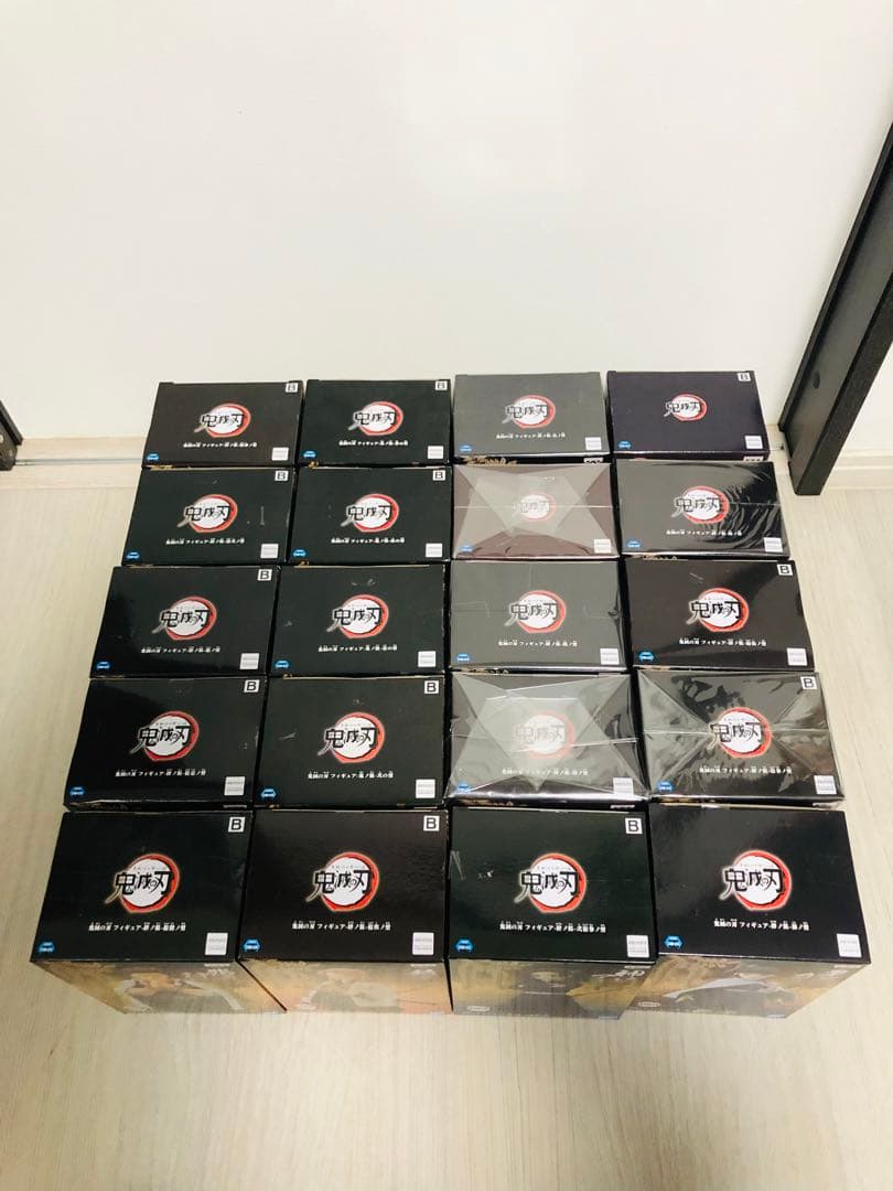 鬼滅の刃　絆の装　鬼の装　絆の装スペシャル　フィギュア　全28体