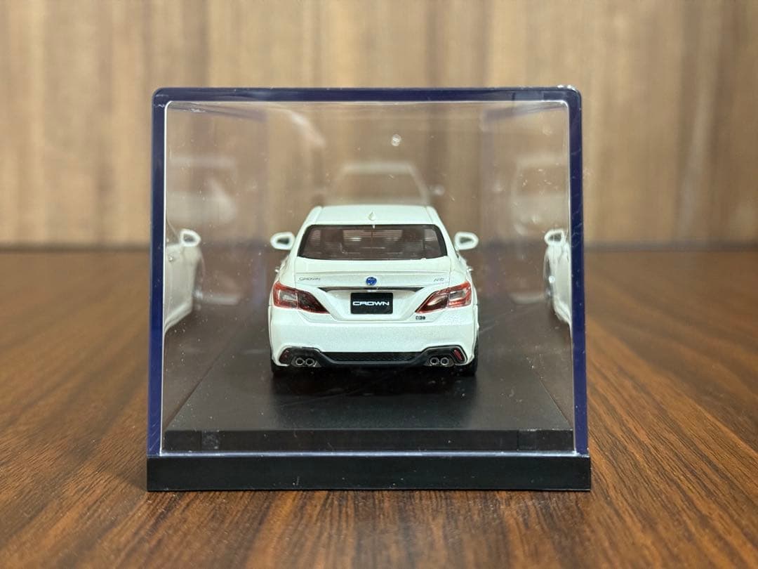 トヨタ クラウン 220系1/43ミニカー　MARK43
