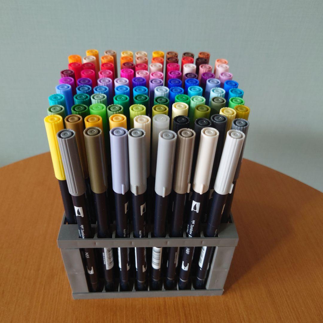 96本セット デュアルブラッシュペン 収納ケース付き