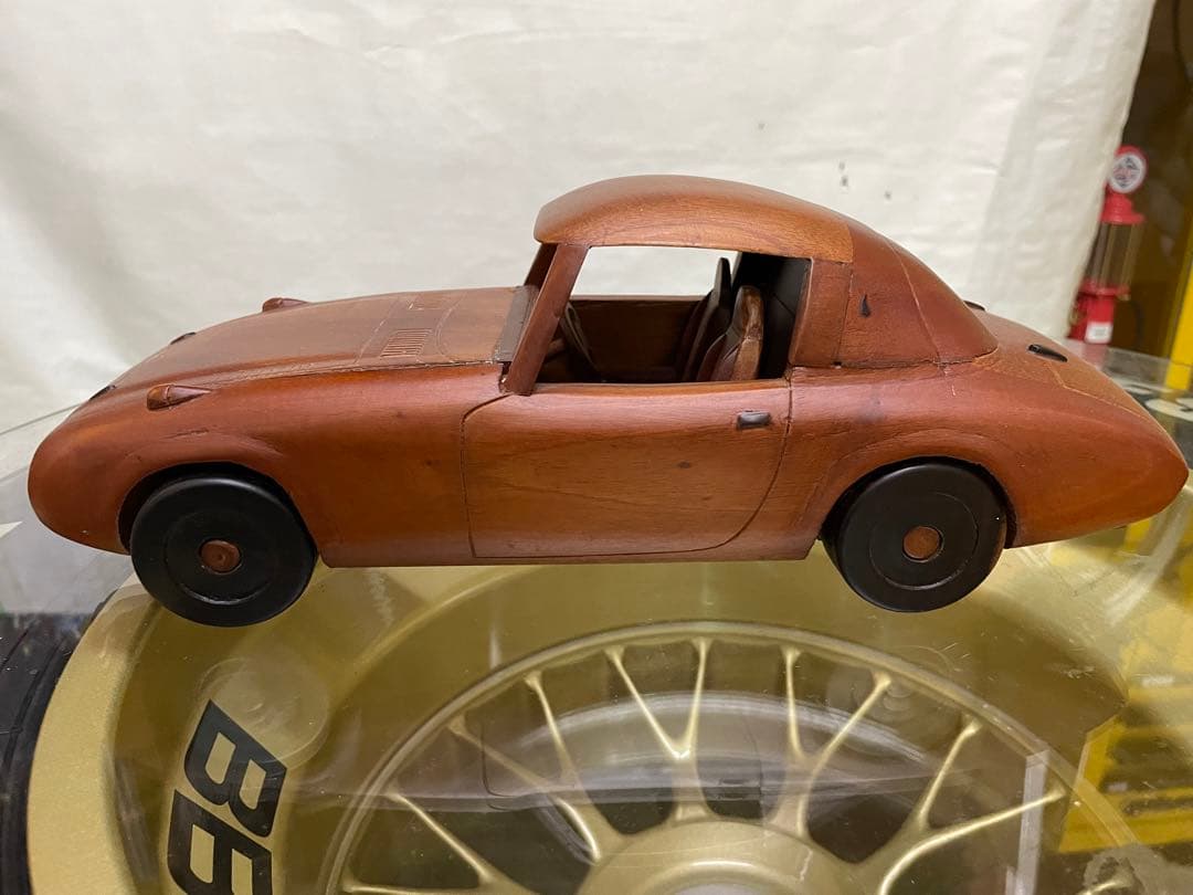 木彫り　トヨタスポーツ800