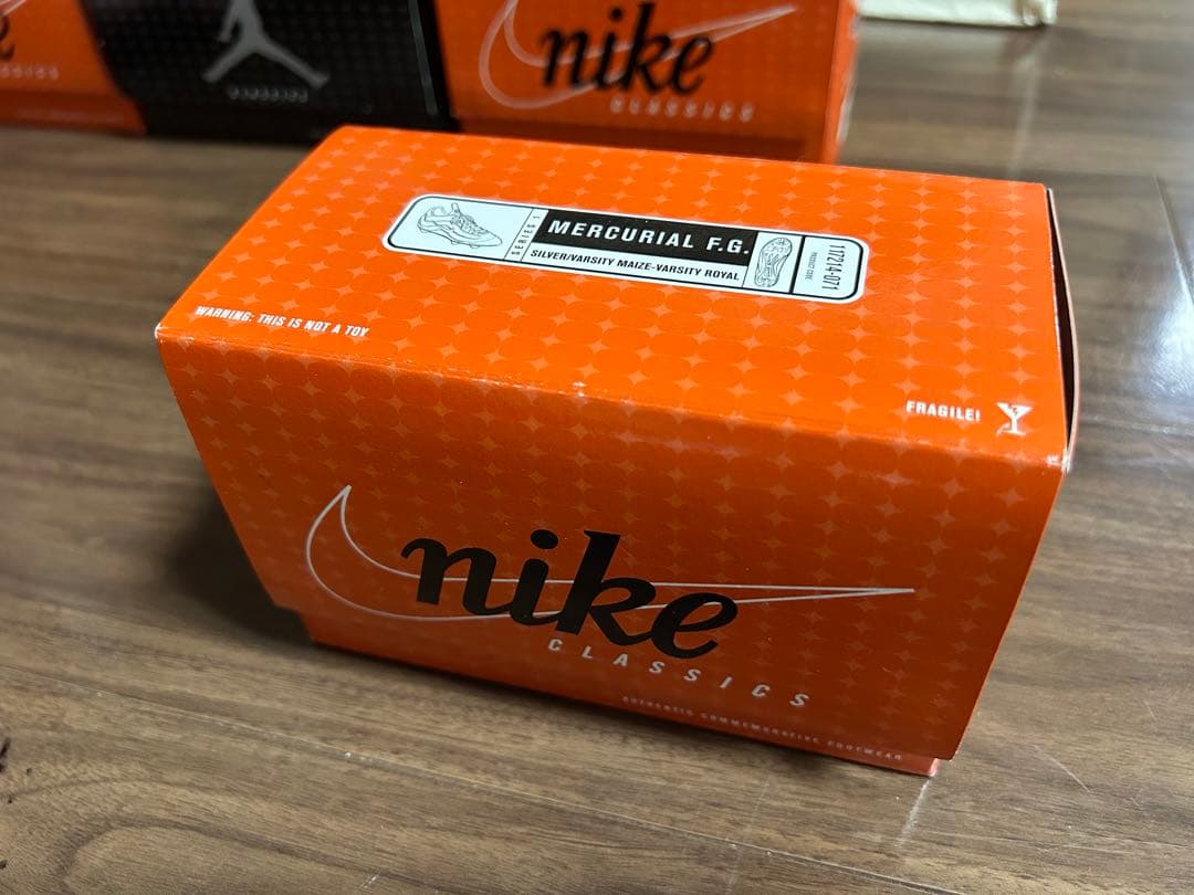 ←*R様 ナイキNIKE フィギュア AIR JORDAN FORCE MAX