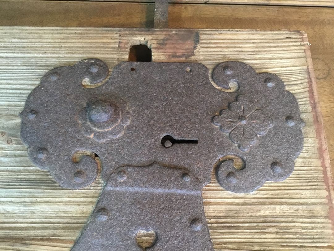 江戸〜明治時代　枯れ板　敷板　花台　錠前金具付　古い蔵戸/ 李朝　ソバン