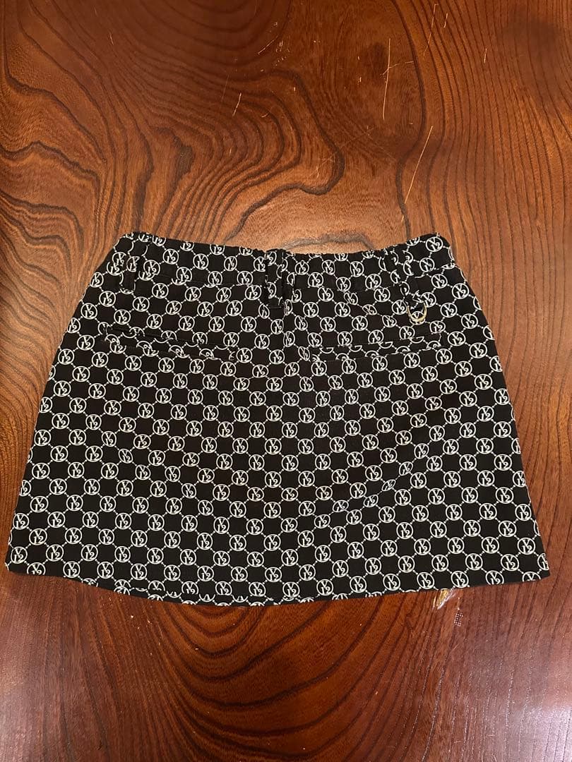 V12 スカート ブラック サイズ2 美品