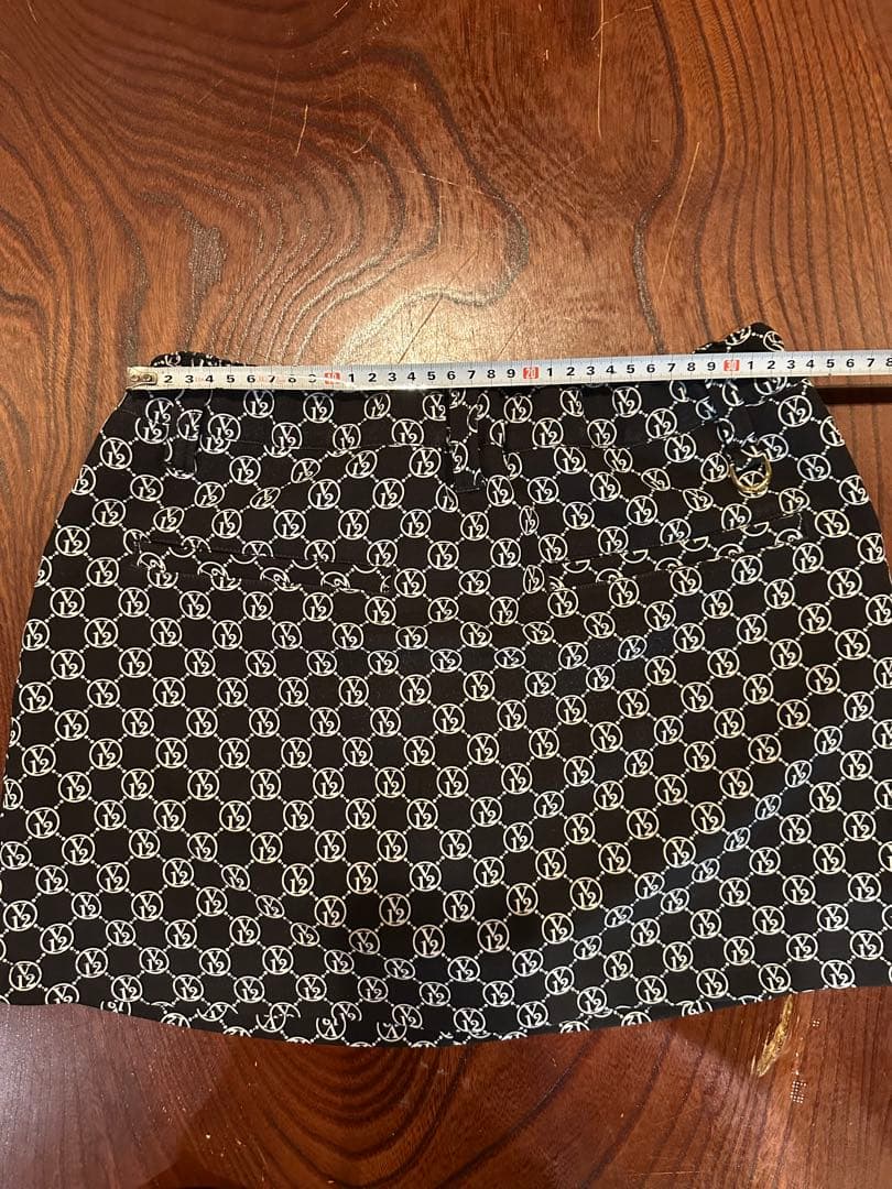 V12 スカート ブラック サイズ2 美品