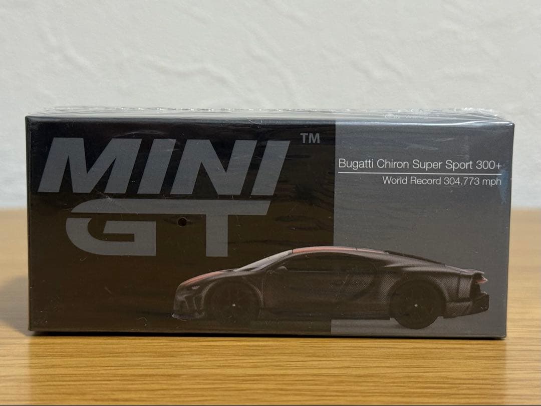 新品未開封 ブガッティ シロン 1/64 MINI GT ミニカー Chiron