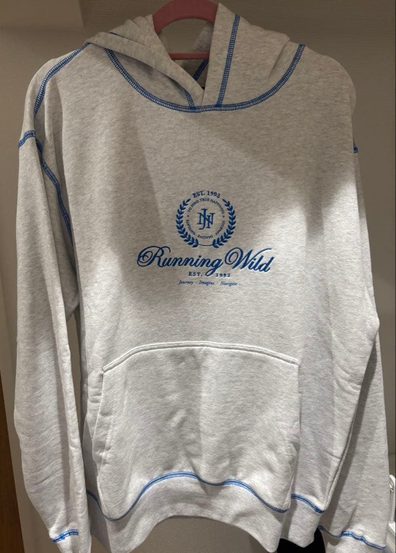 BTS JIN HAPPY POP-UP フーディー　ハッピーパーカー　L新品