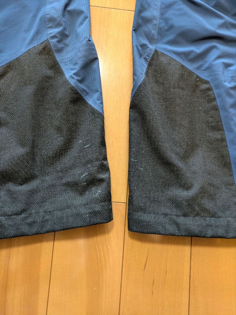 人気ホグロフス GORE-TEX上下セット　Ｓサイズ　スキー・スノーボードウエア