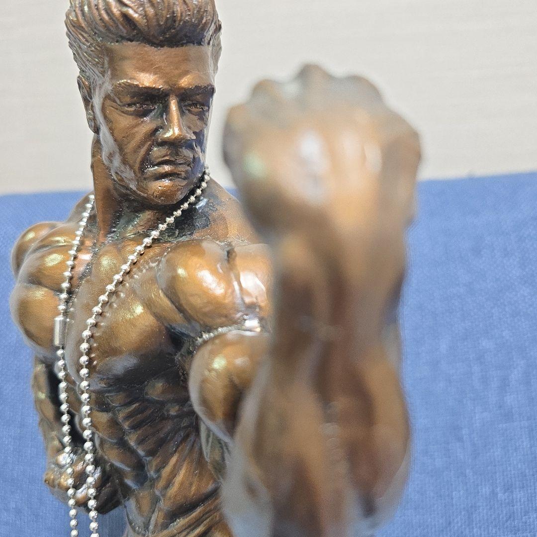 ボディビルダー フィギュア