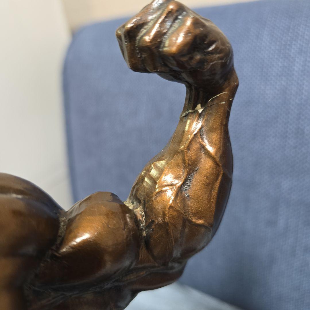 ボディビルダー フィギュア