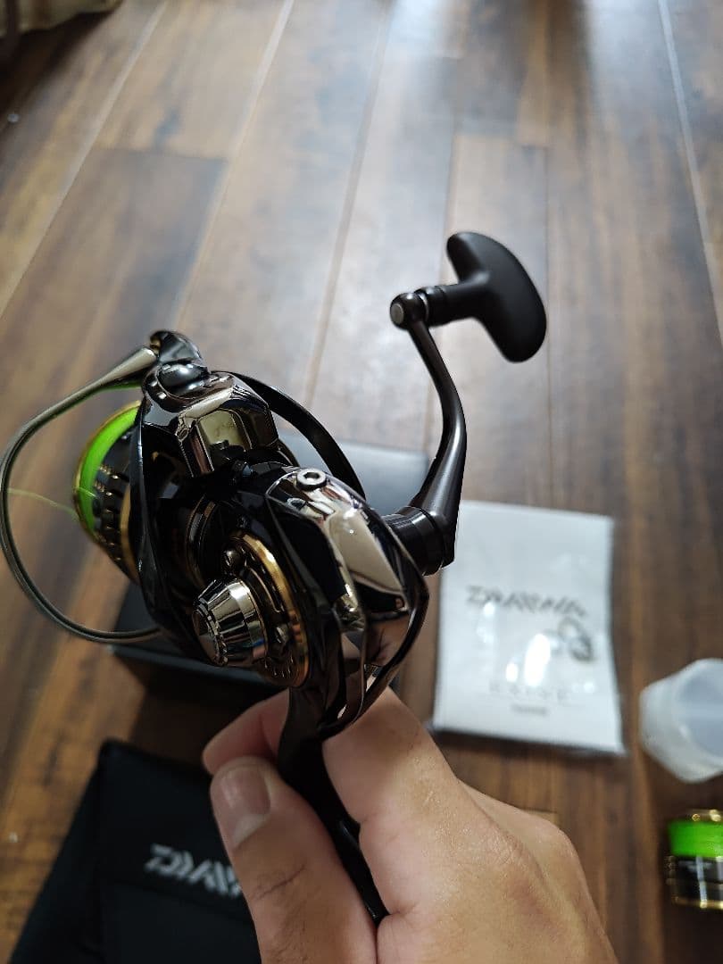 15イグジスト2510PE-H 替えスプール付き