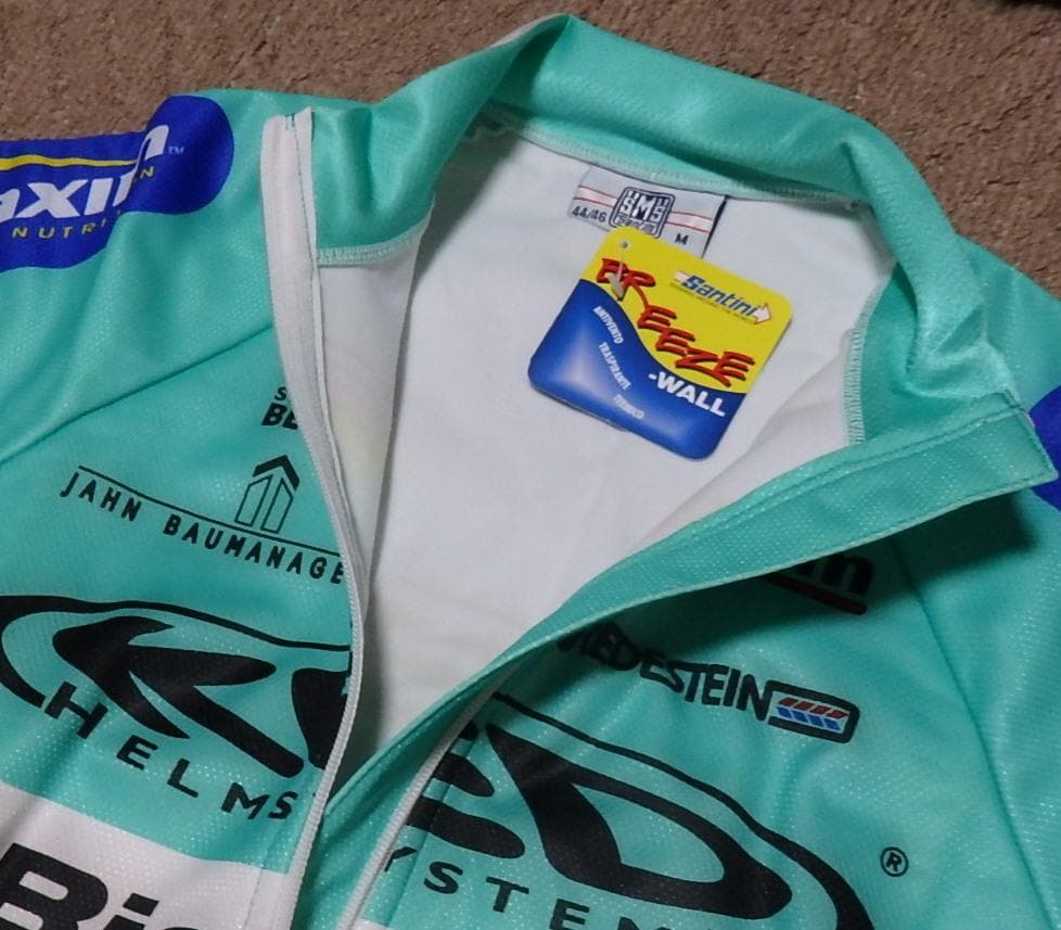 新品　ビアンキ　ウィンタージャケット　Mサイズ　Santini社製