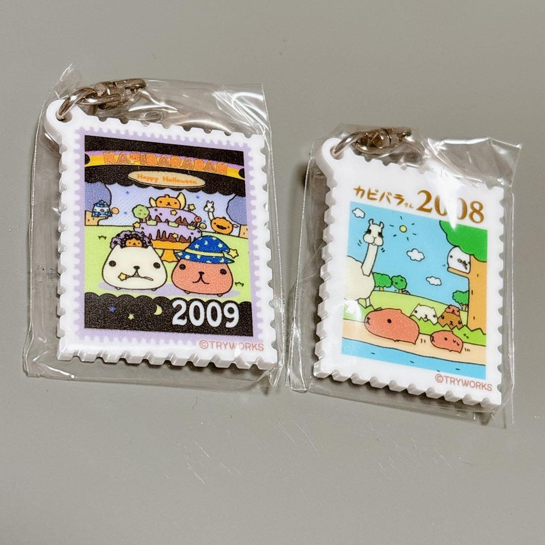 カピバラさん10周年アクリルキーホルダー　2個セット