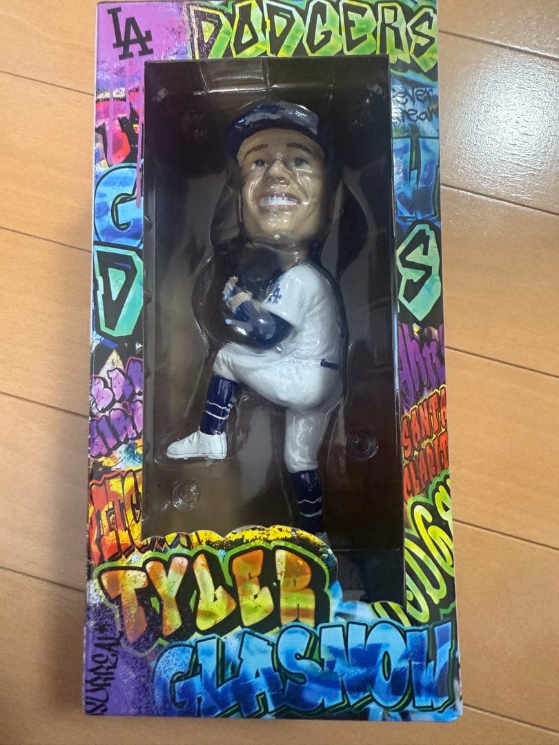 タイラー・グラスノウ ボブルヘッドフィギュア