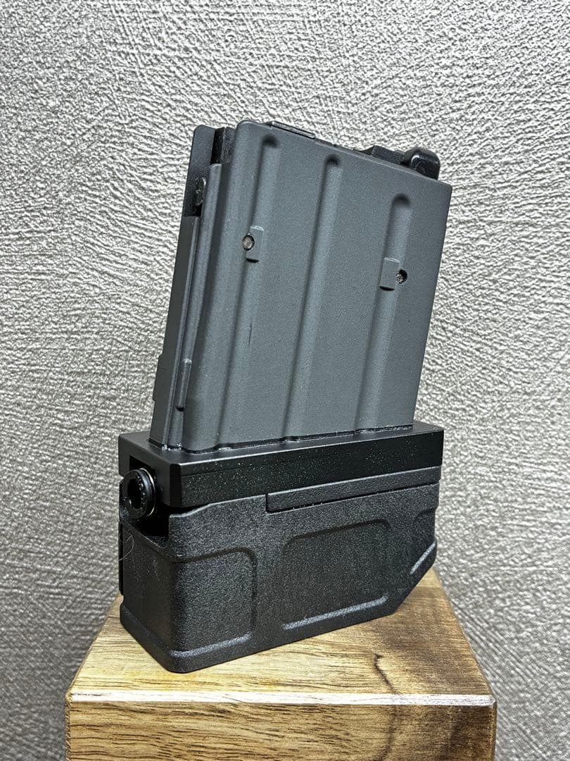 R7-21 東京マルイ GBB M4 マガジンアダプター 外部ソース仕様