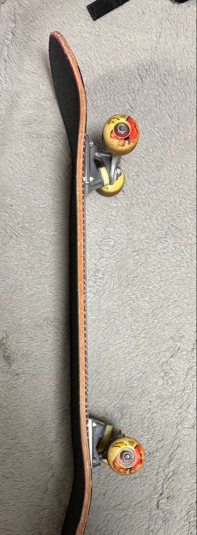 トイマシーン スケートボード