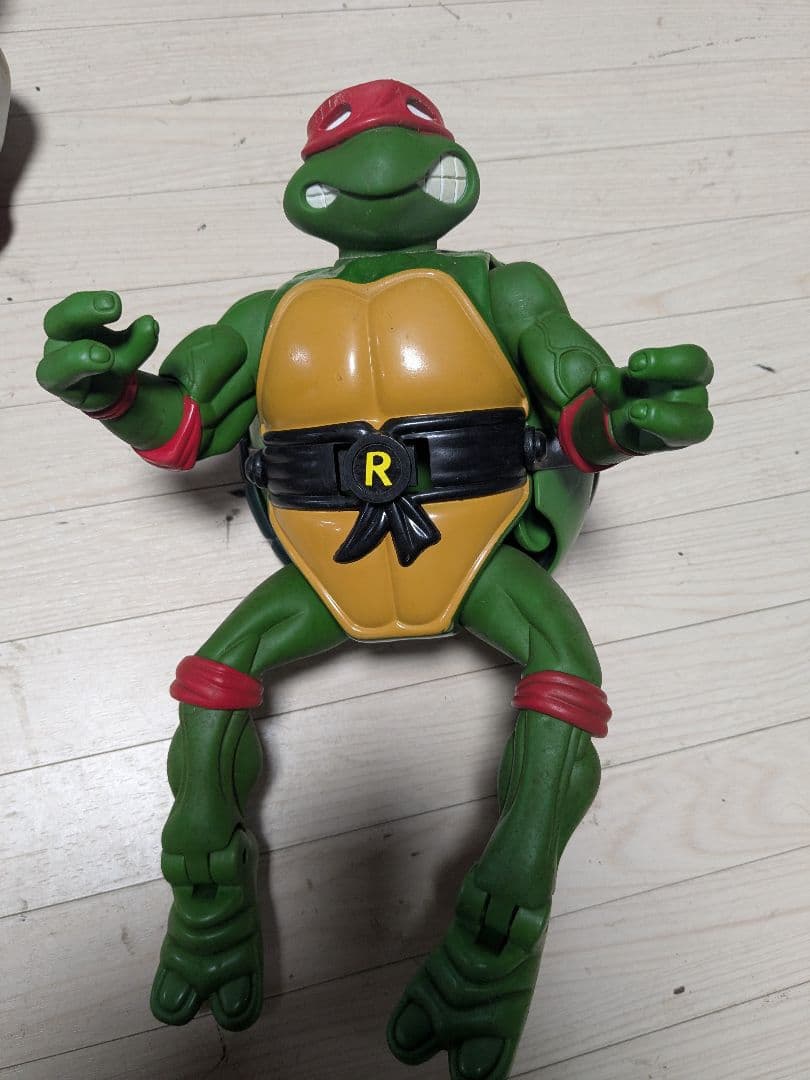 ミュータントタートルズ 変形ジャイアントフィギュア