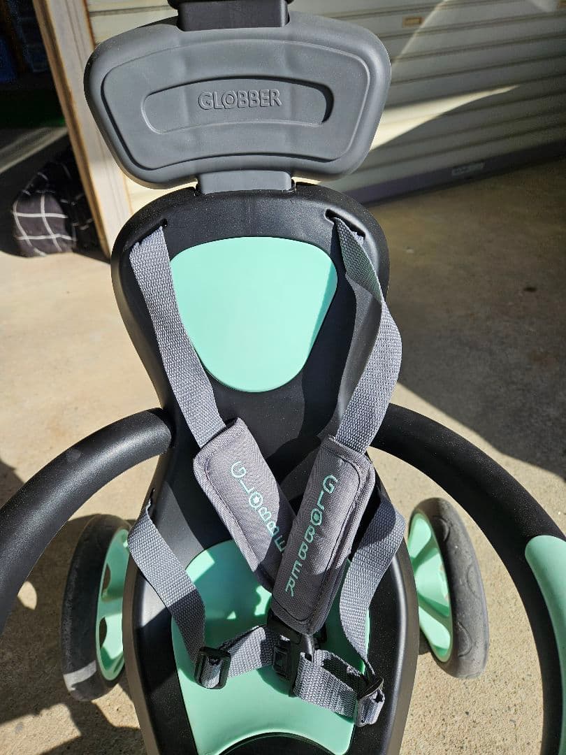 美品★GLOBBER エクスプローラトライク 4in1 三輪車 キックバイク