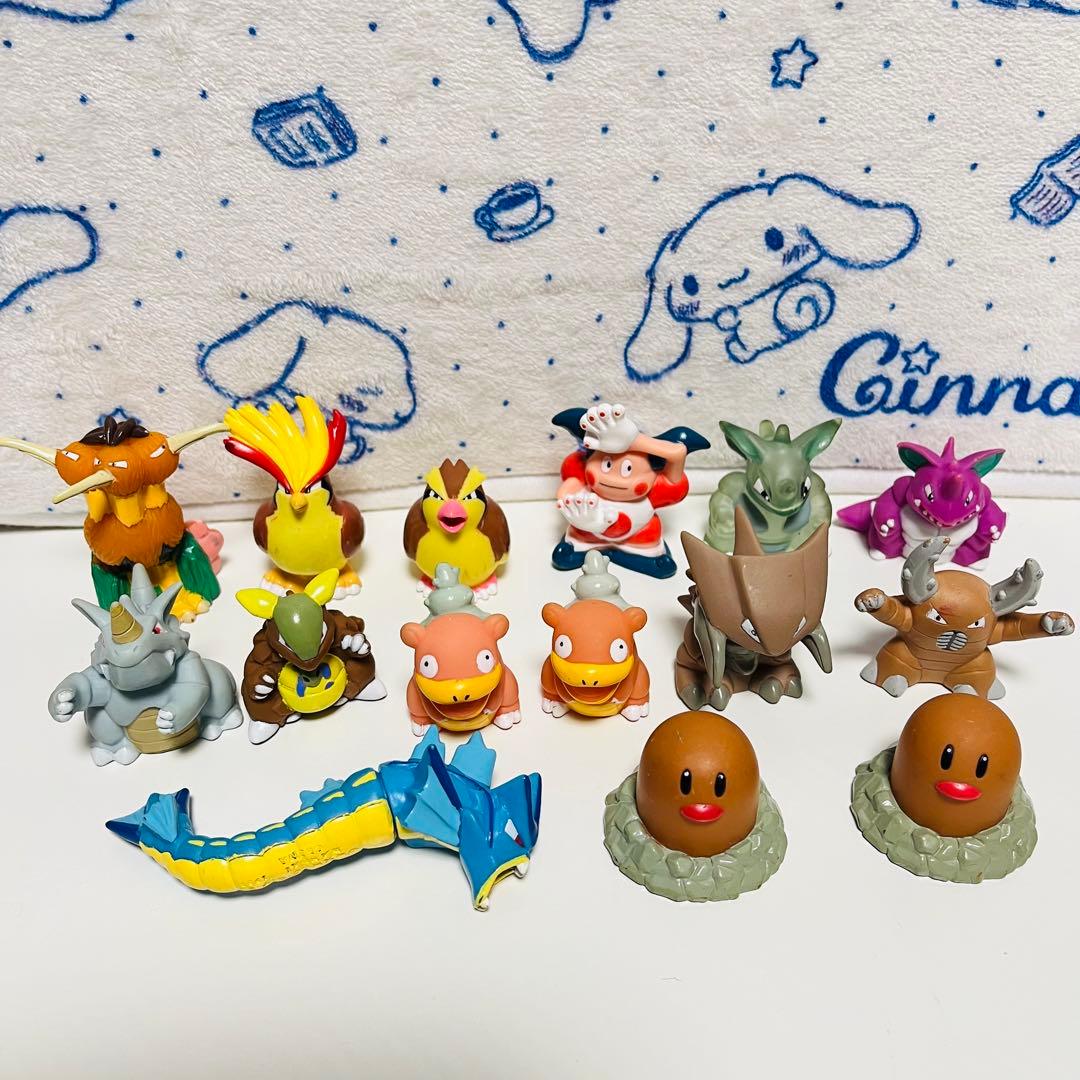 ポケモン　指人形、塩ビ・消しゴムフィギュアetc（分売不可）