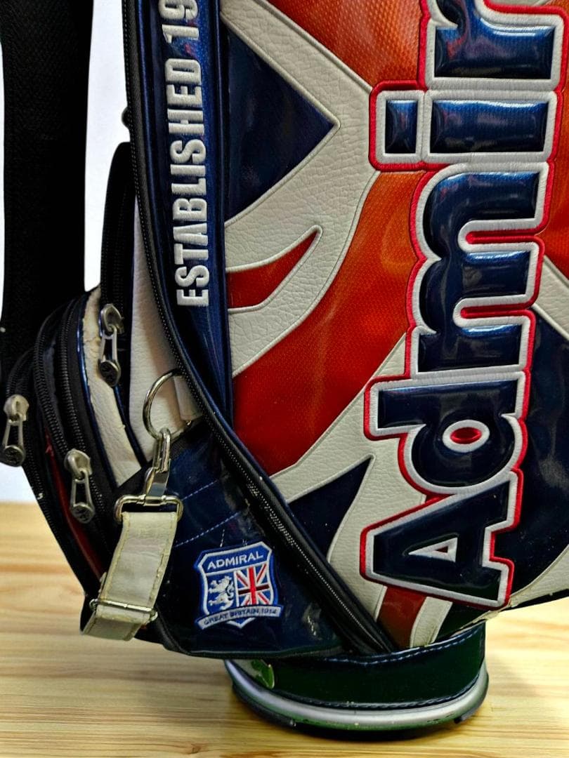 送料無料/美品　Admiral エナメル大型ゴルフバッグ /ヘッドカバー付き