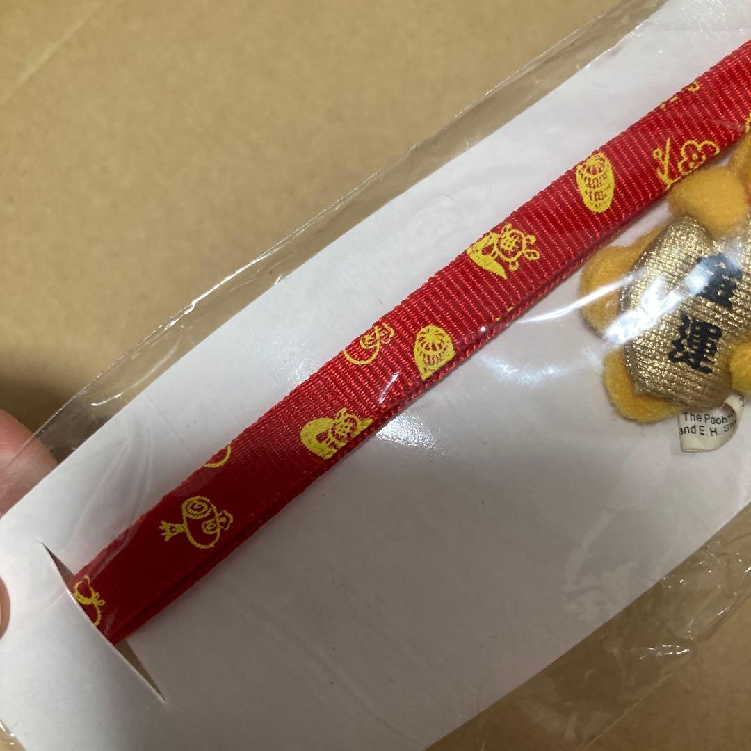 ディズニーストア 招き猫 プーさん ストラップ ラッキーキャットプー 開運