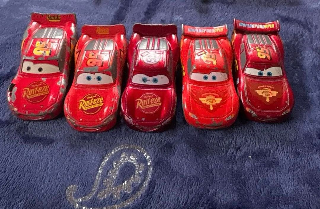 カーズ ミニカーセット 約26台 サーキット付き