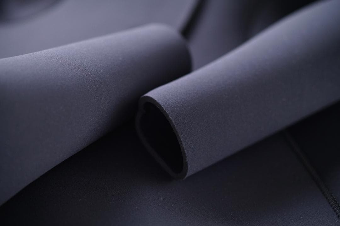 在庫1点物 3/3ｍｍバックジップフルスーツMLサイズ