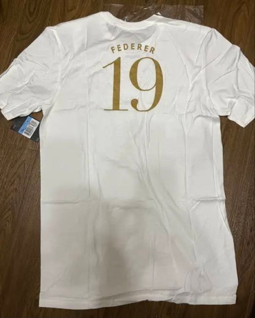 記念グッズ NIKE FEDERER 19GS WIN T-SHIRT US SIZE M