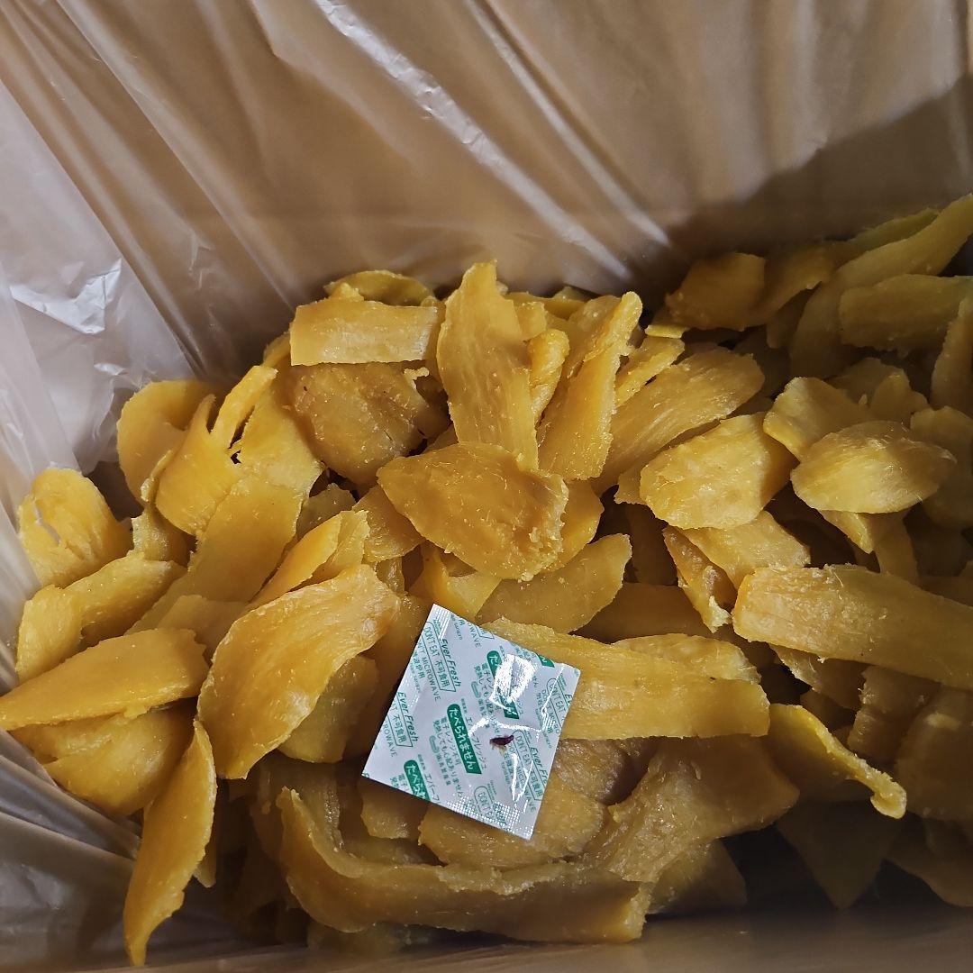 茨城県産　紅はるか　ほしいも切り落としせっこう規格なし10キロ箱込み