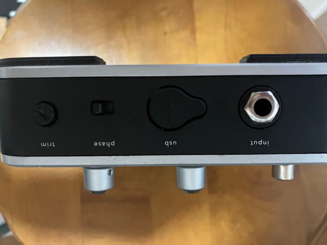 Fishman aura spectrum diアコースティックエフェクター