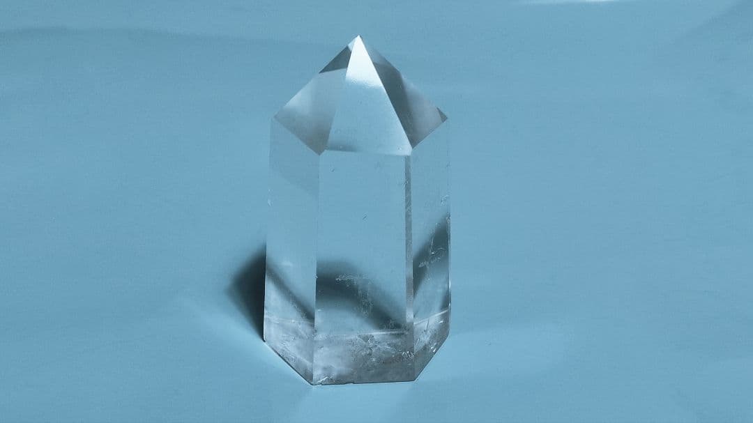 パワーストーン　天然石　エンジェルラダー入り水晶　ポイント　85g　No.166