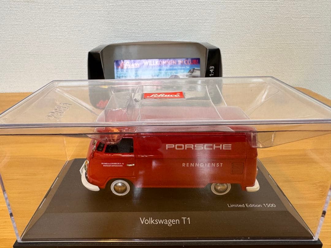 【Schuco】限定1500台 Volkswagen T1 『PORSCHE』
