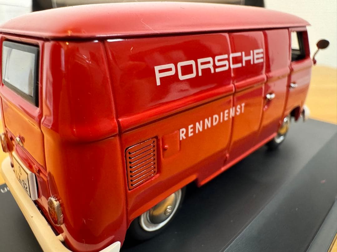 【Schuco】限定1500台 Volkswagen T1 『PORSCHE』