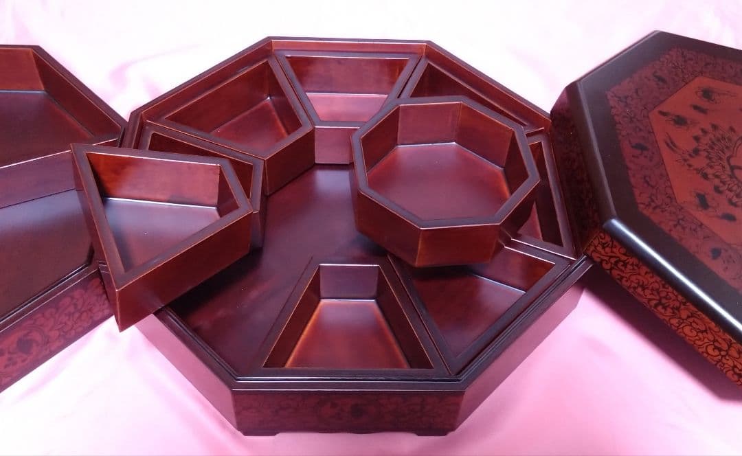 九節板　クジョルパン　八角形　漆器　高級木材　韓国伝統工芸品　美品