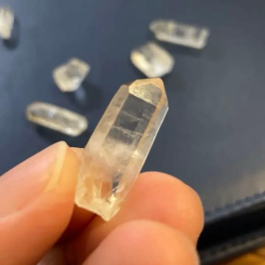 【国産鉱物】乙女鉱山産　水晶18本セット